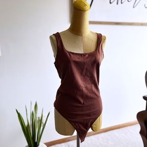 Abercrombie & Fitch 90s Seamless Bodysuit Tank in Brown - Size L